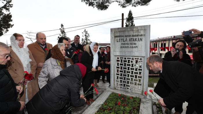 Efsane Başkan Leyla Atakan ve yol arkadaşları kabri başında anıldı